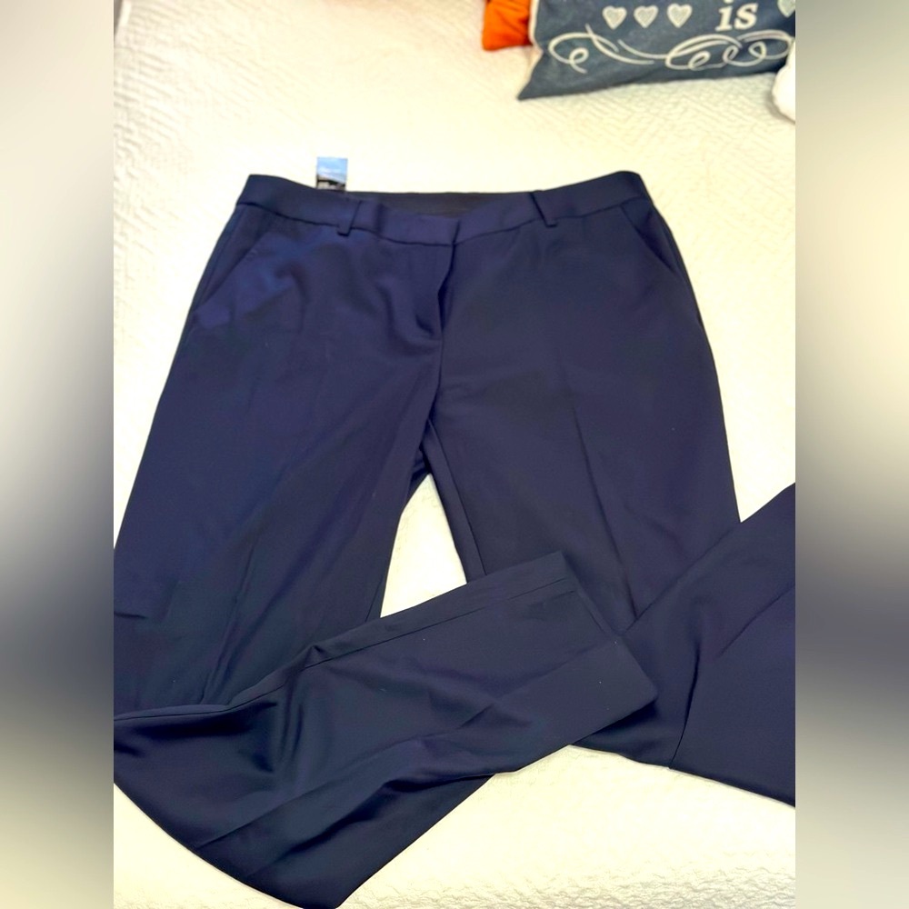 Jones New York stretch Slim through thigh tapered leg Runway Slim